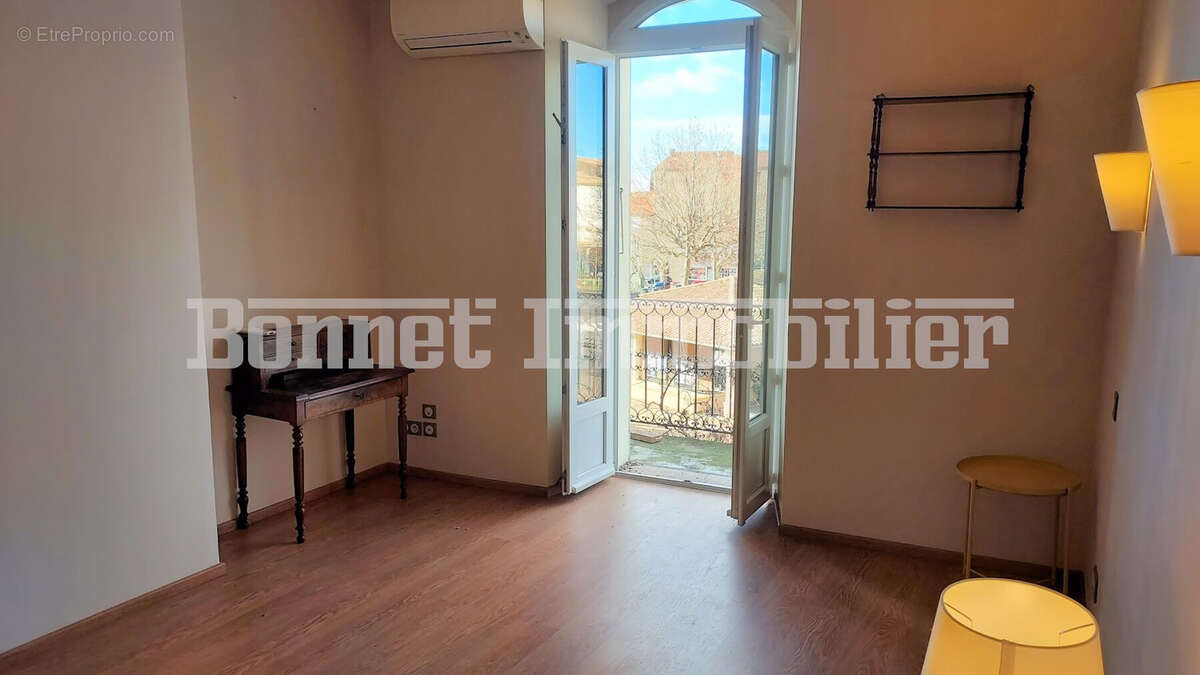 Appartement à NYONS