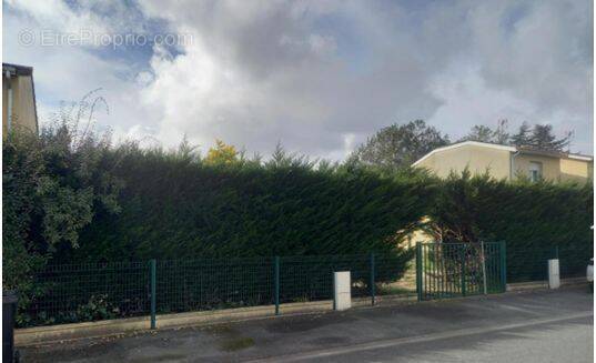 Terrain à BLANQUEFORT