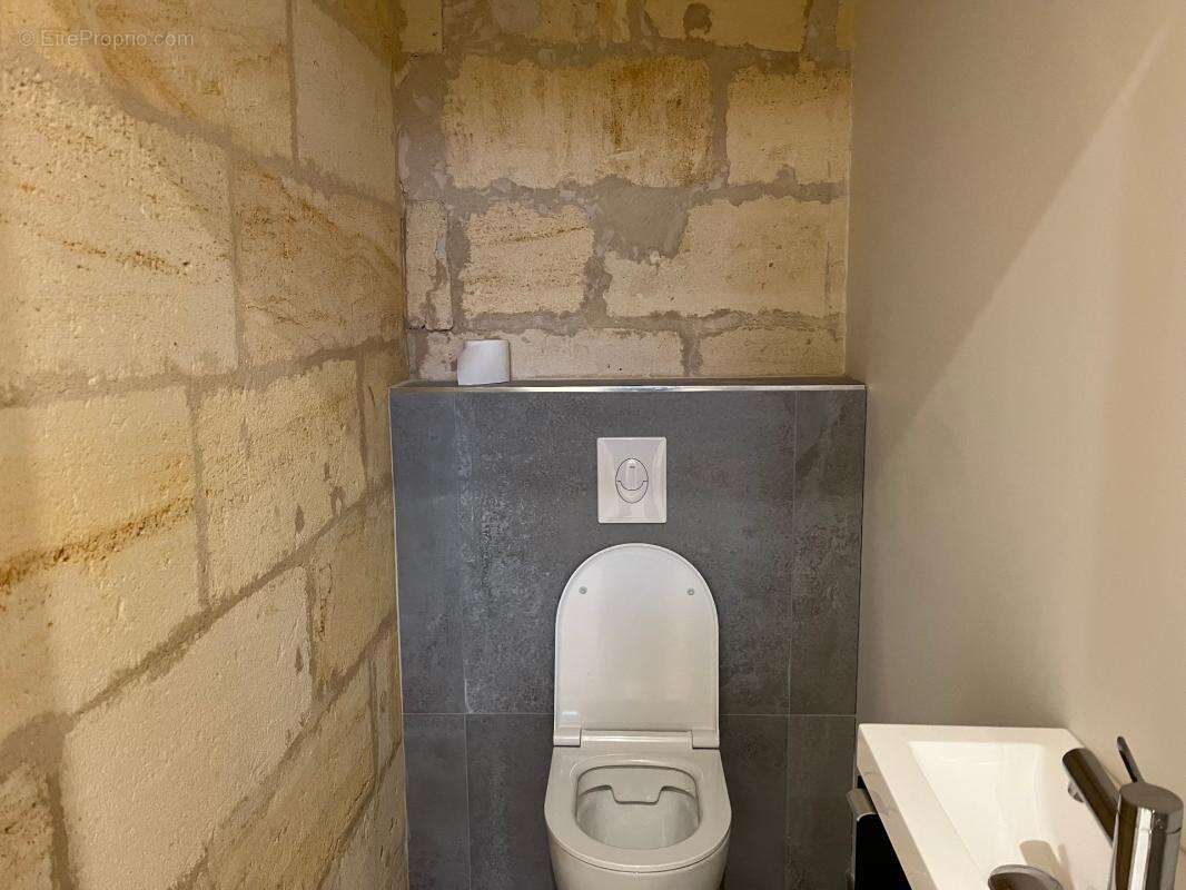 Maison 131 m² rénovée en 2024 avec dépendances LIBOURNE - photo 8