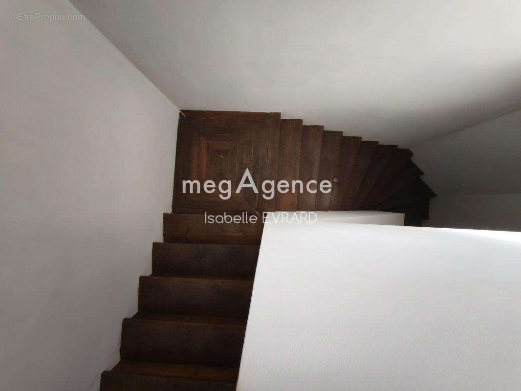 Maison de Maître 5 chambres avec grange - photo 9