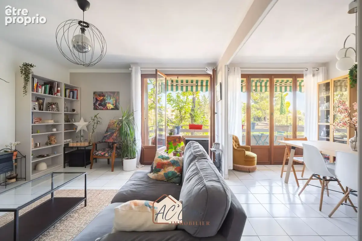 Photo Appartement à Marseille-12e au prix de 275 000€