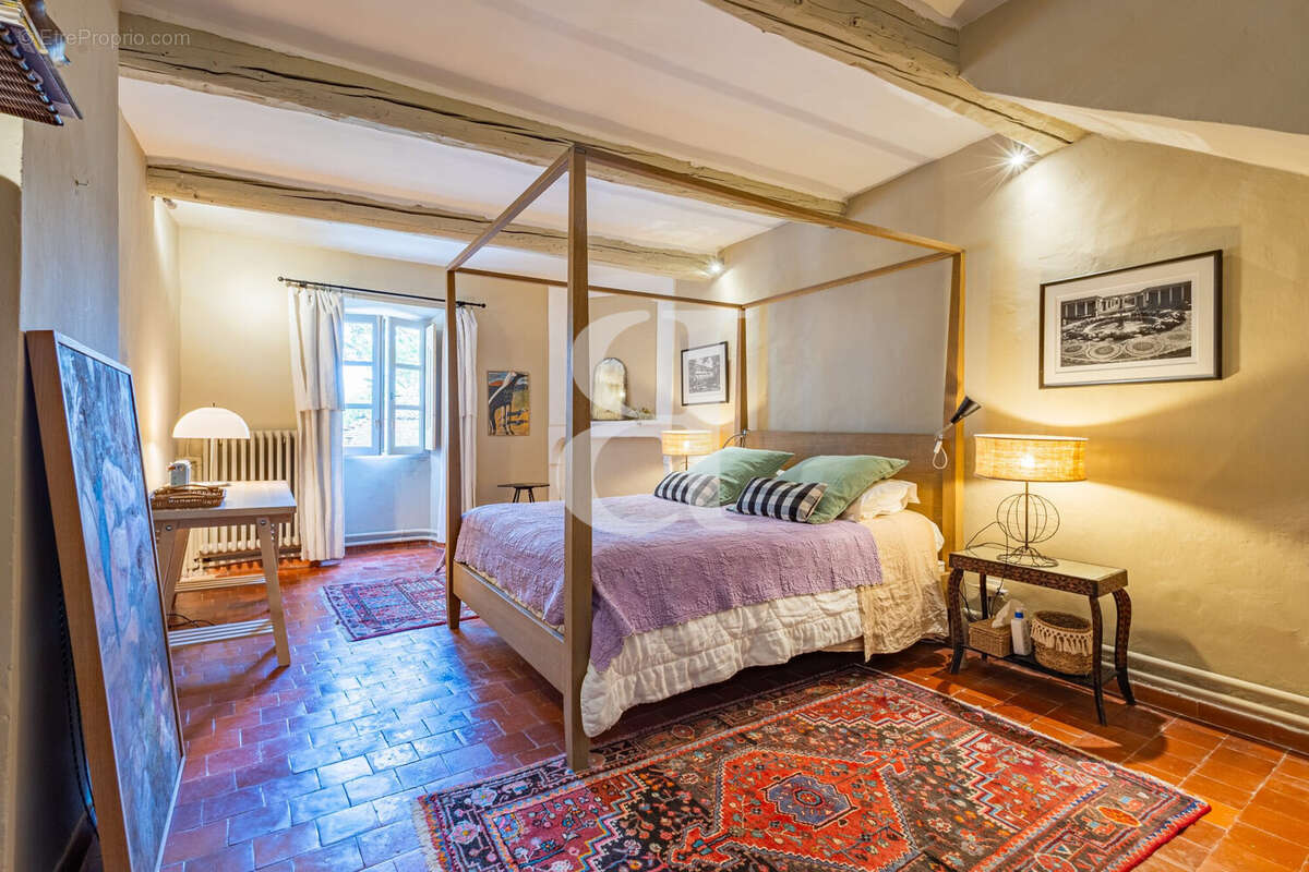 Maison à CABRIERES-D'AVIGNON