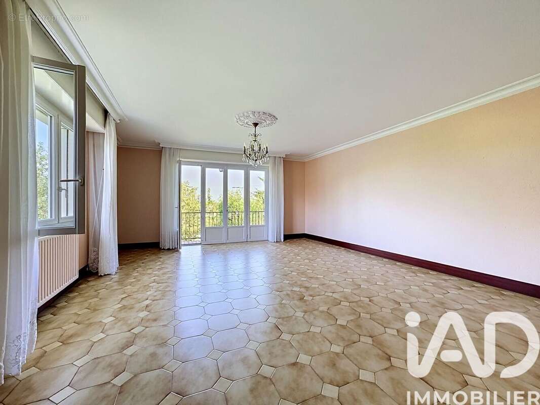 Photo 9 - Maison à LA COURONNE