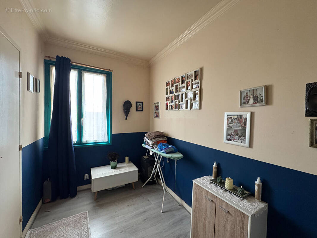 Appartement à AUBERVILLIERS