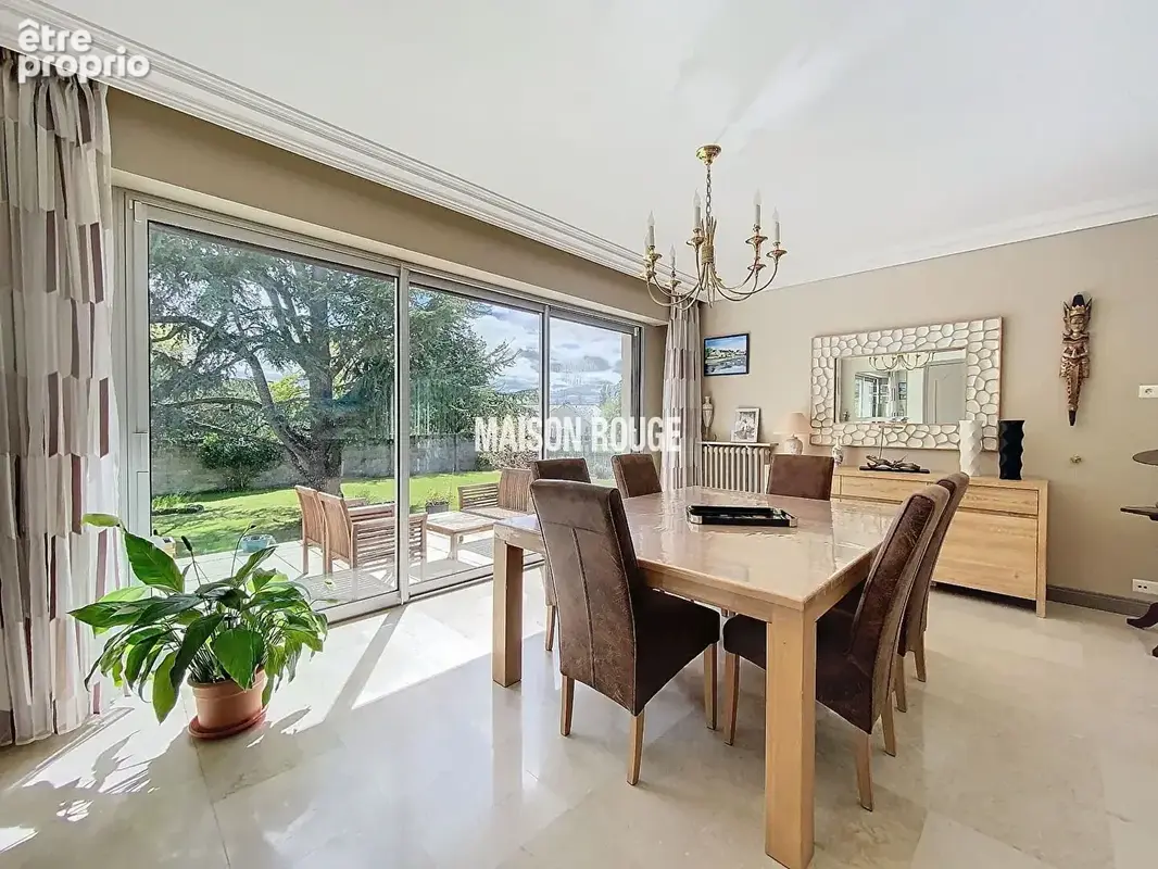 Maison d'architecte de plain-pied sur 1 660 m² de terrain au Vivier-sur-Mer - photo 5