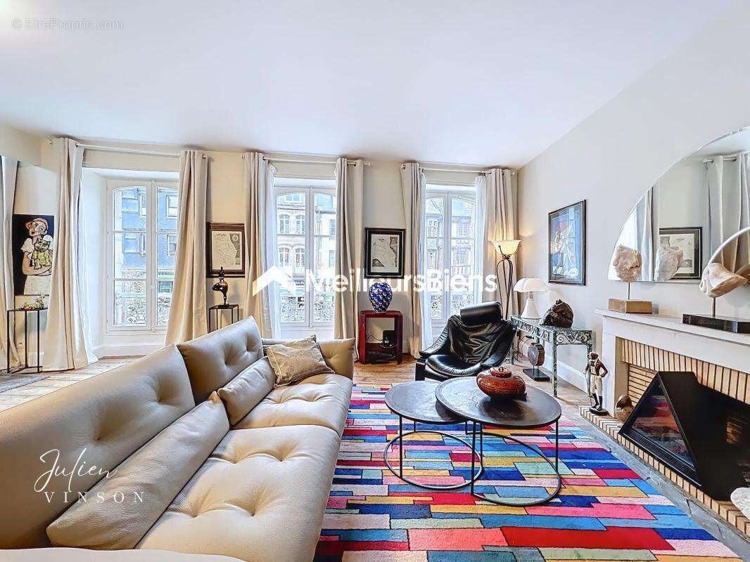 Appartement de charme avec 3 chambres en coeur de ville à Lannion - photo 2