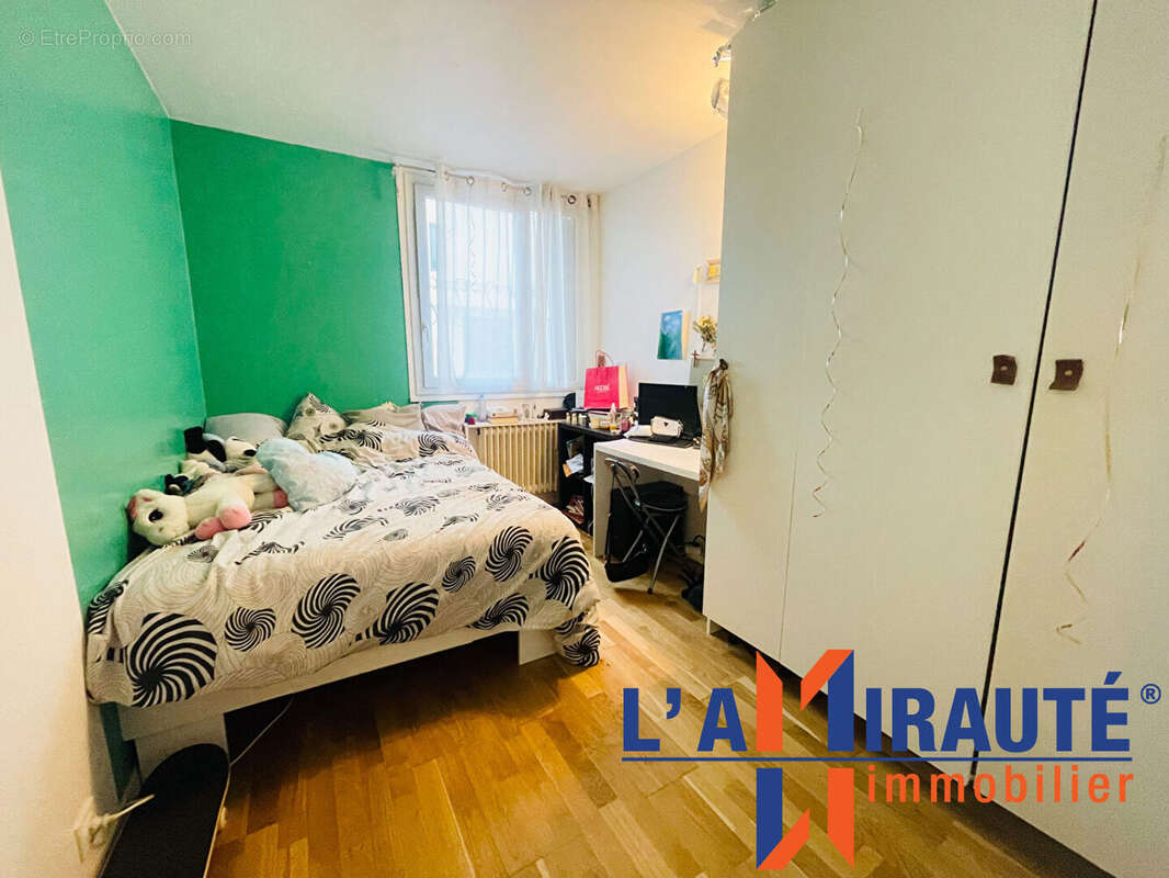 Appartement à SARTROUVILLE