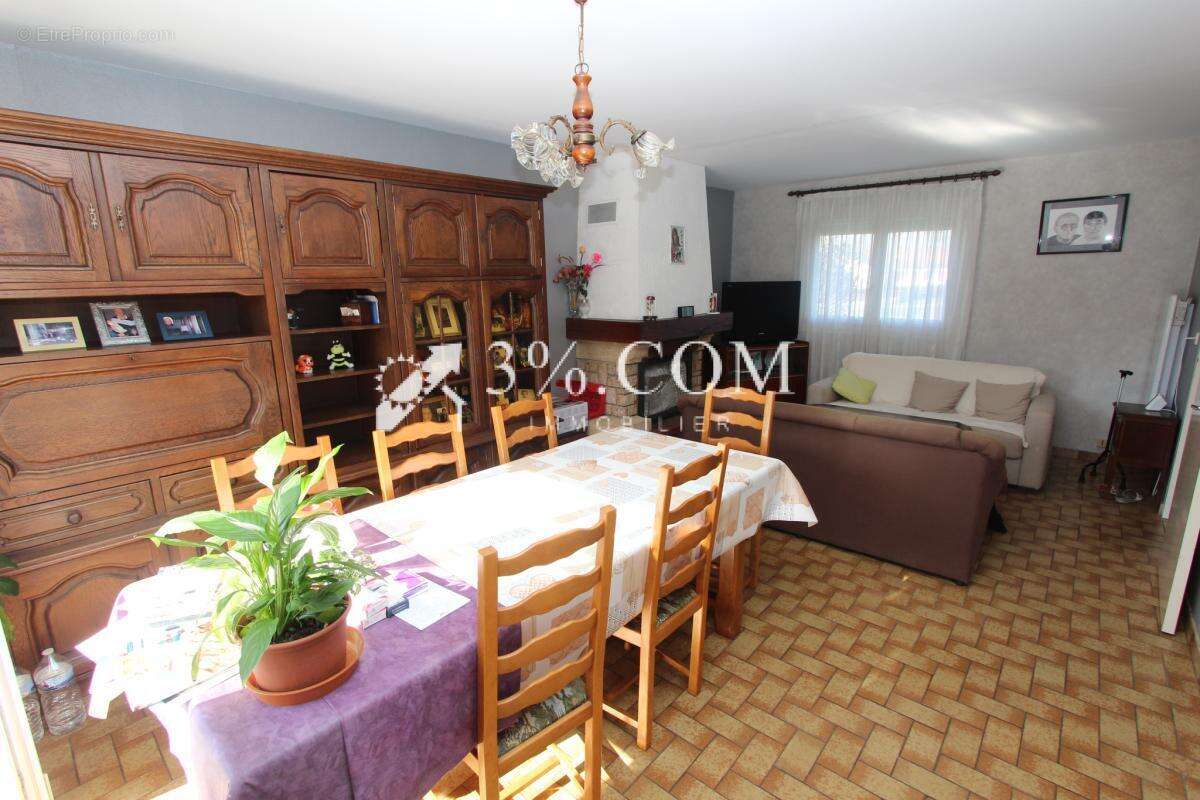 Maison 4 pièces 84 m2 - photo 2