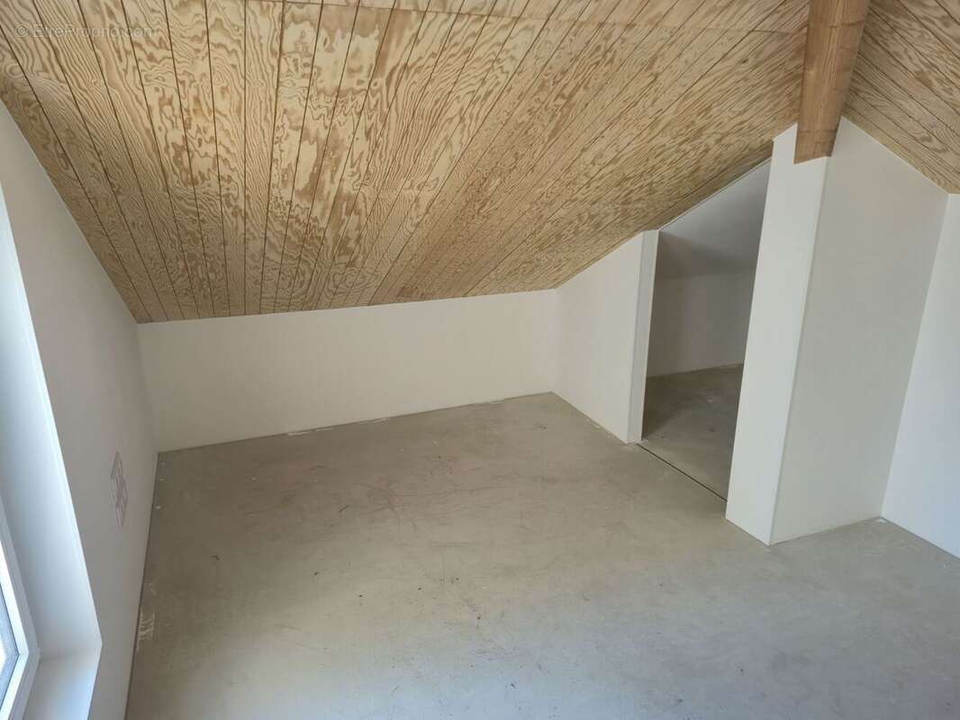 Appartement à BARAQUEVILLE