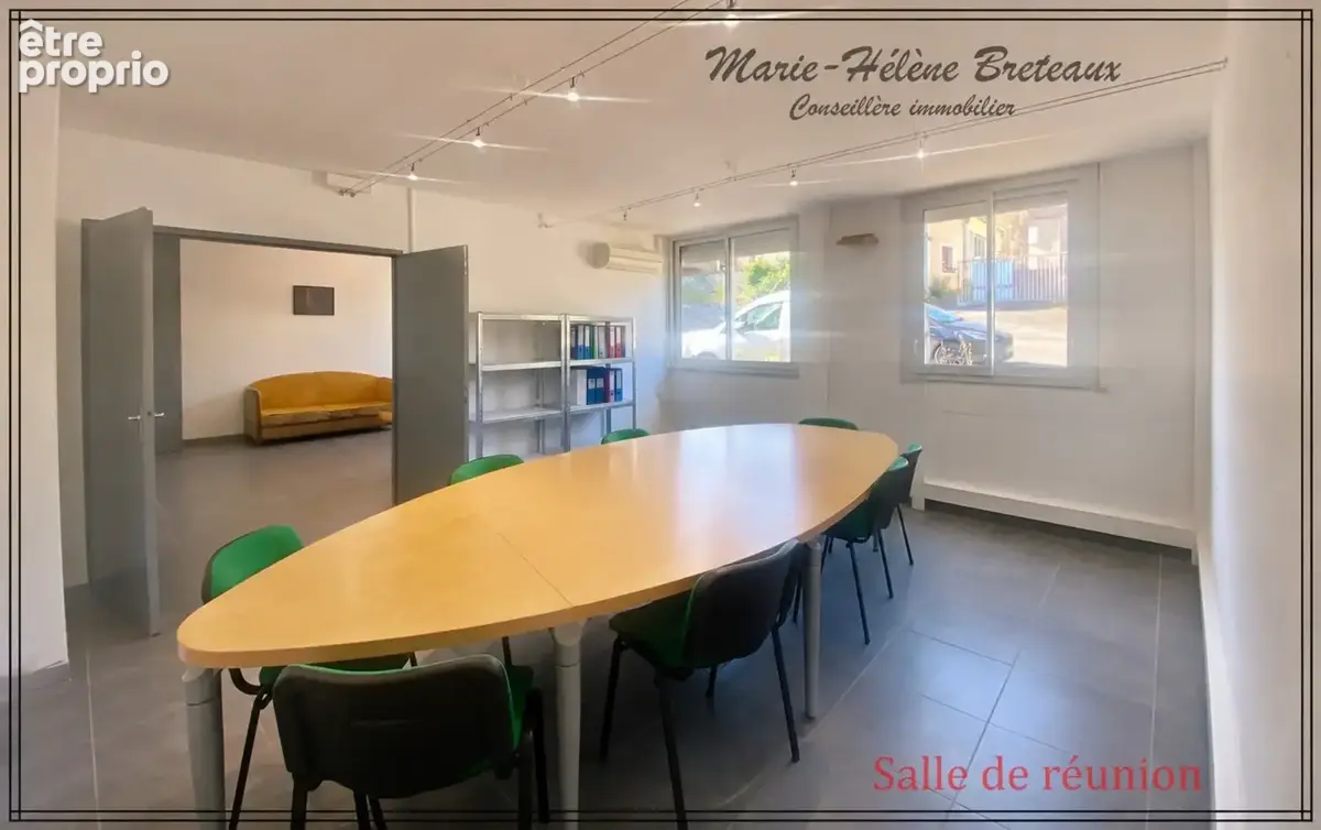 Local/bureau à vendre  (47)Ensemble immobilier professionnel de 1 880 m² à Barbaste - photo 8