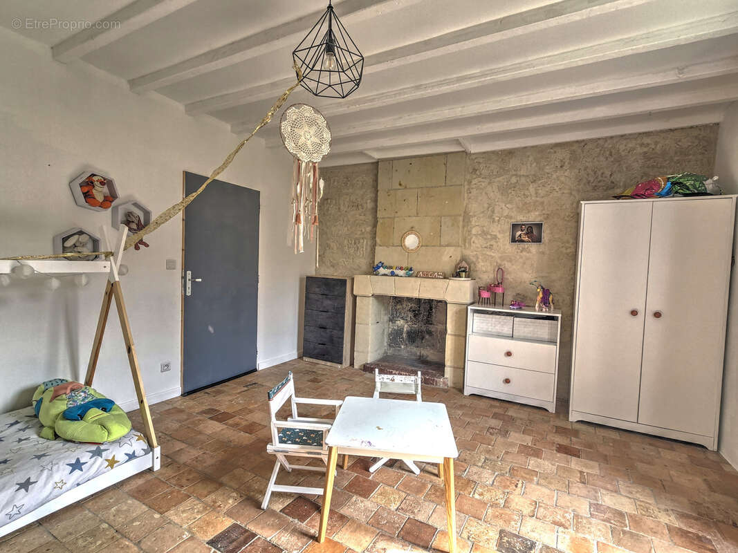 Maison à BRISSAC-QUINCE