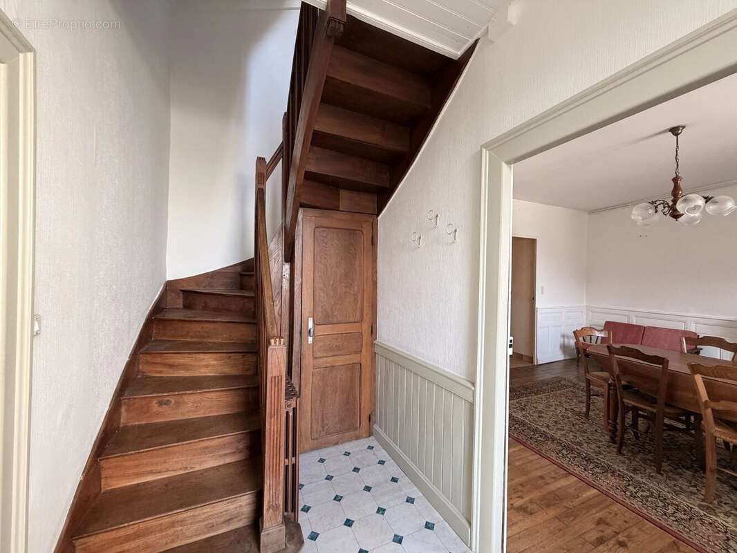 Maison à SAUZE-VAUSSAIS