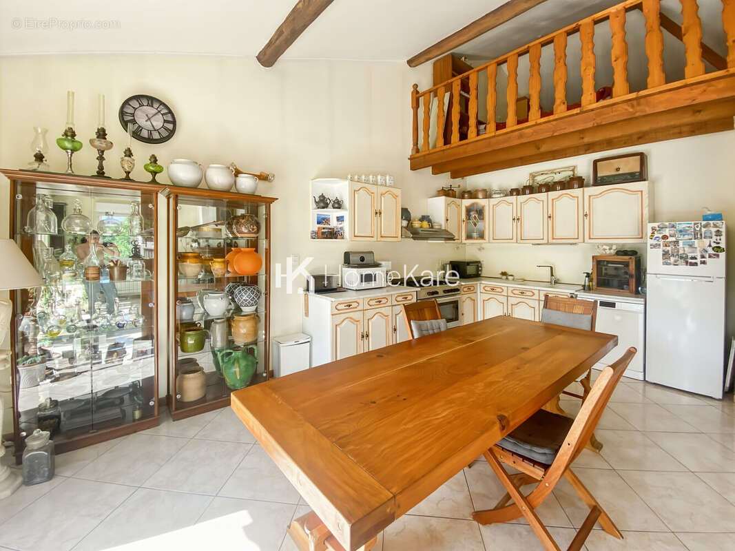 Maison 334 m² à Grenade  - photo 6