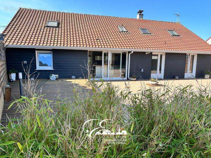 Maison à OYE-PLAGE