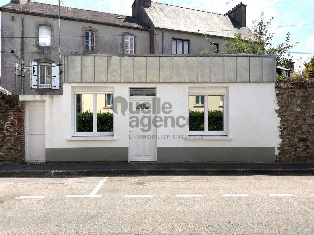 Appartement refait à neuf - 3 pièces - Landerneau - photo 10