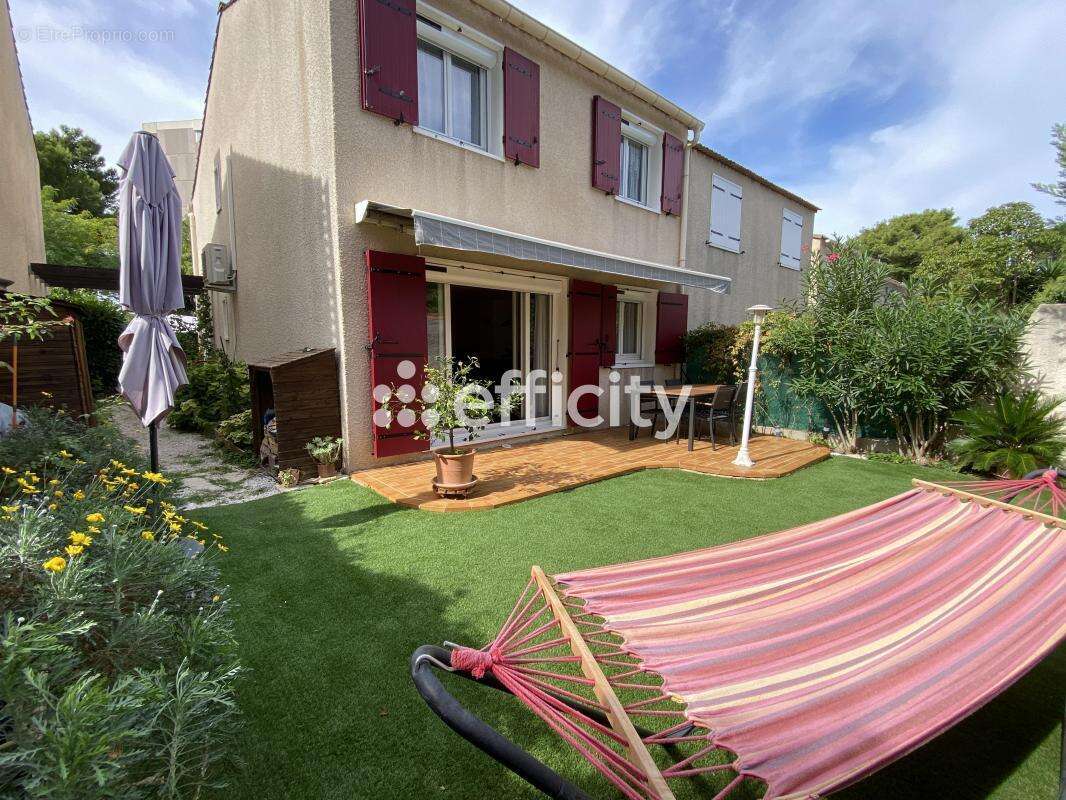 Maison à MARSEILLE-9E