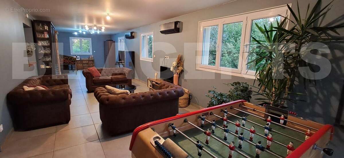 20250925_183324 - Maison à ISSANCOURT-ET-RUMEL