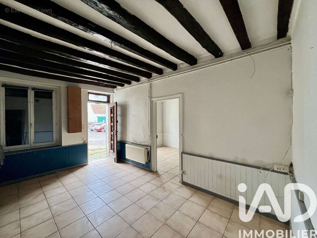 Photo 2 - Maison à JOUY-SUR-MORIN