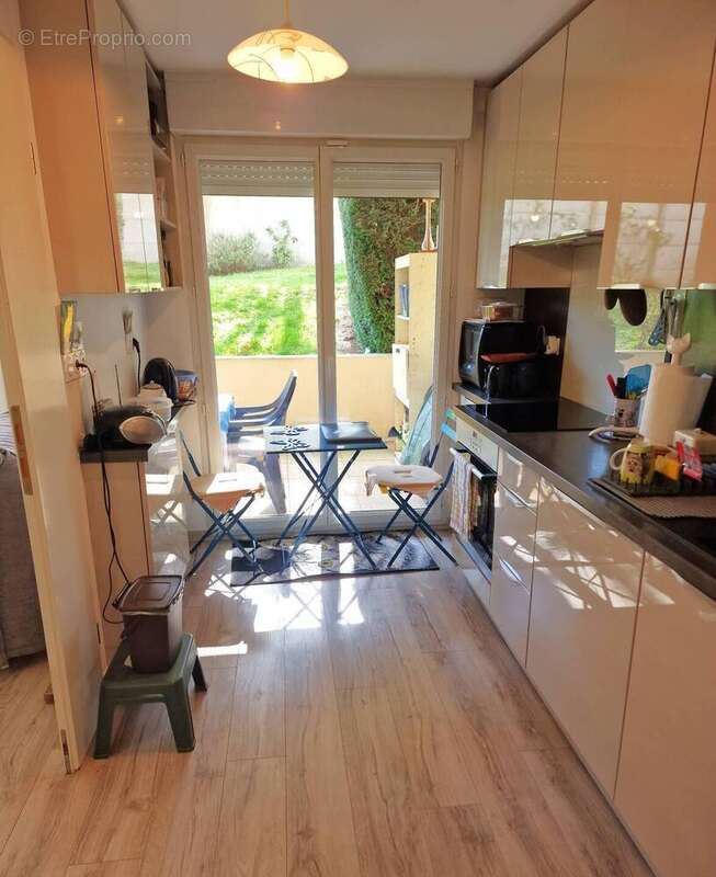 Appartement à SAINT-SEBASTIEN-SUR-LOIRE
