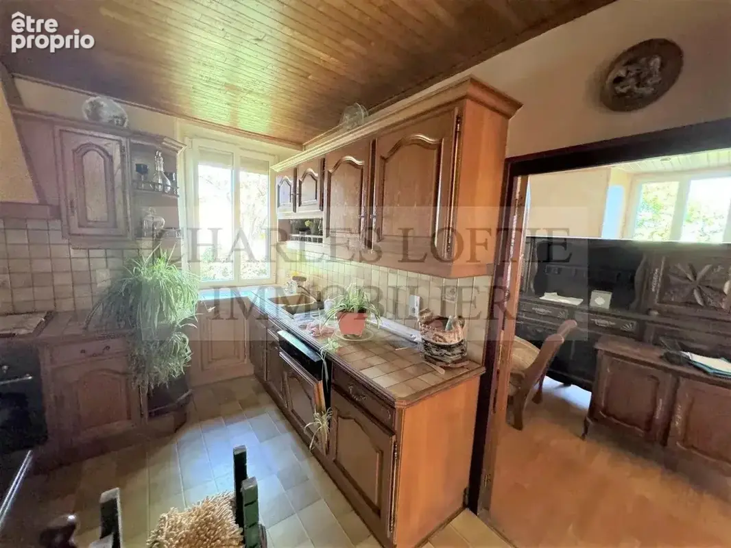 Ensemble de 2 maisons, dépendances sur 3 655 m² de terrain - photo 9