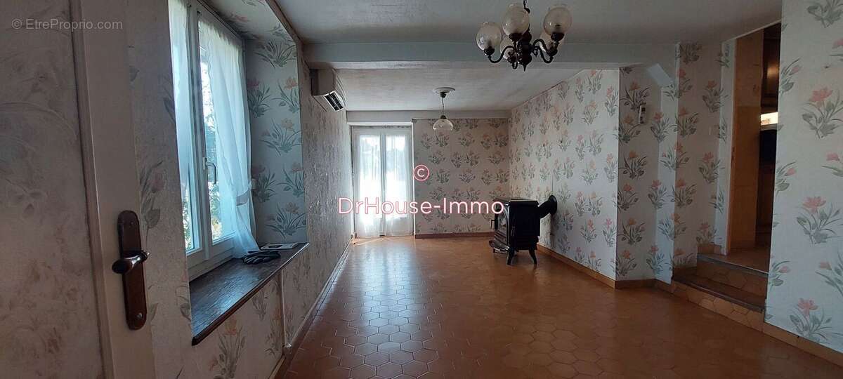 Maison 80 m² à Rumilly-Les-Vaudes  - photo 3