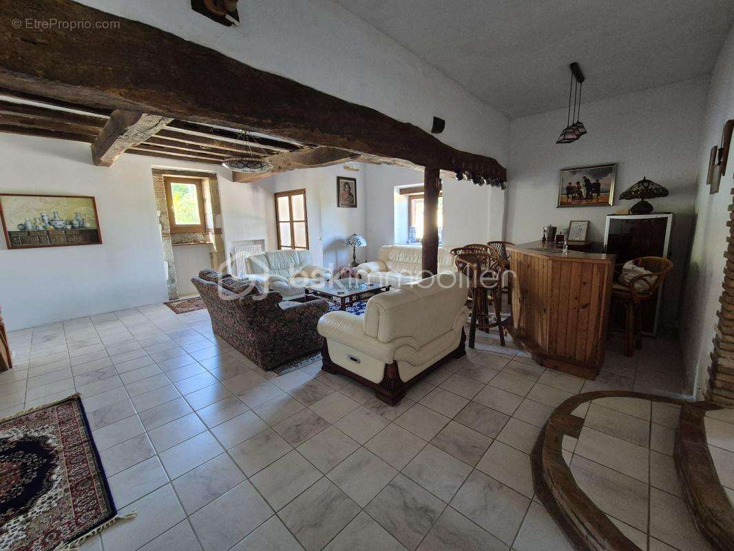 Maison à BEAUMONT-DE-LOMAGNE