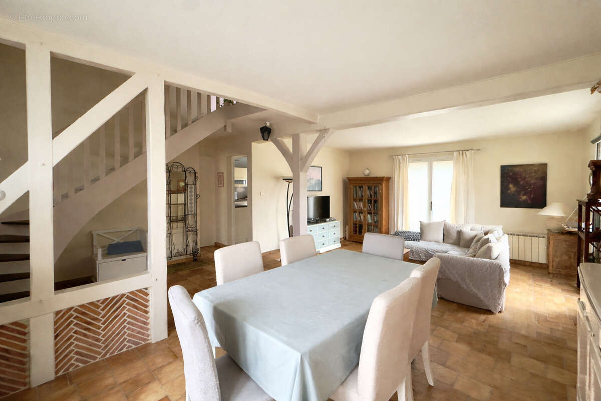 Maison à CHECY