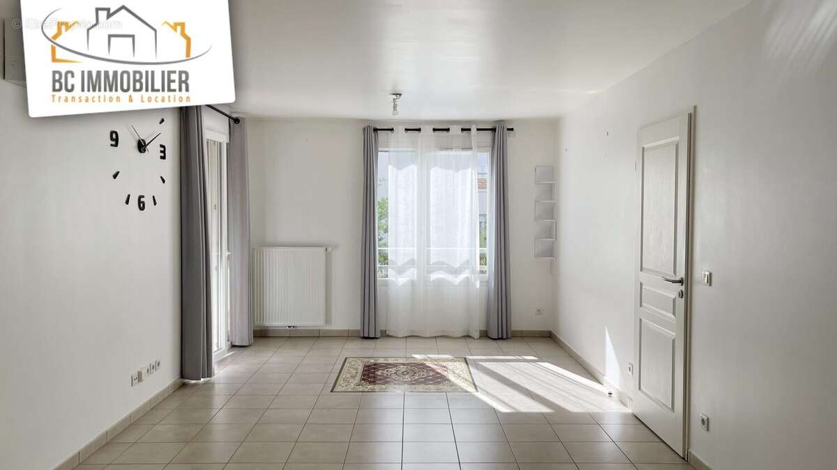 Appartement à FERNEY-VOLTAIRE