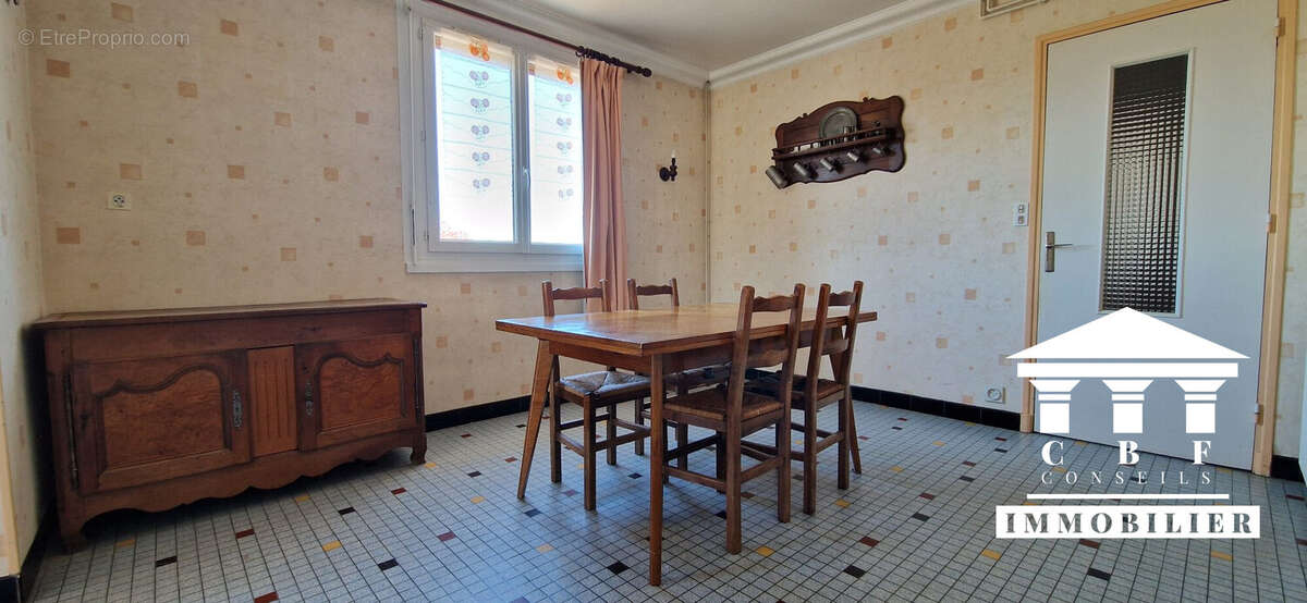 Maison à L'ABERGEMENT-SAINTE-COLOMBE