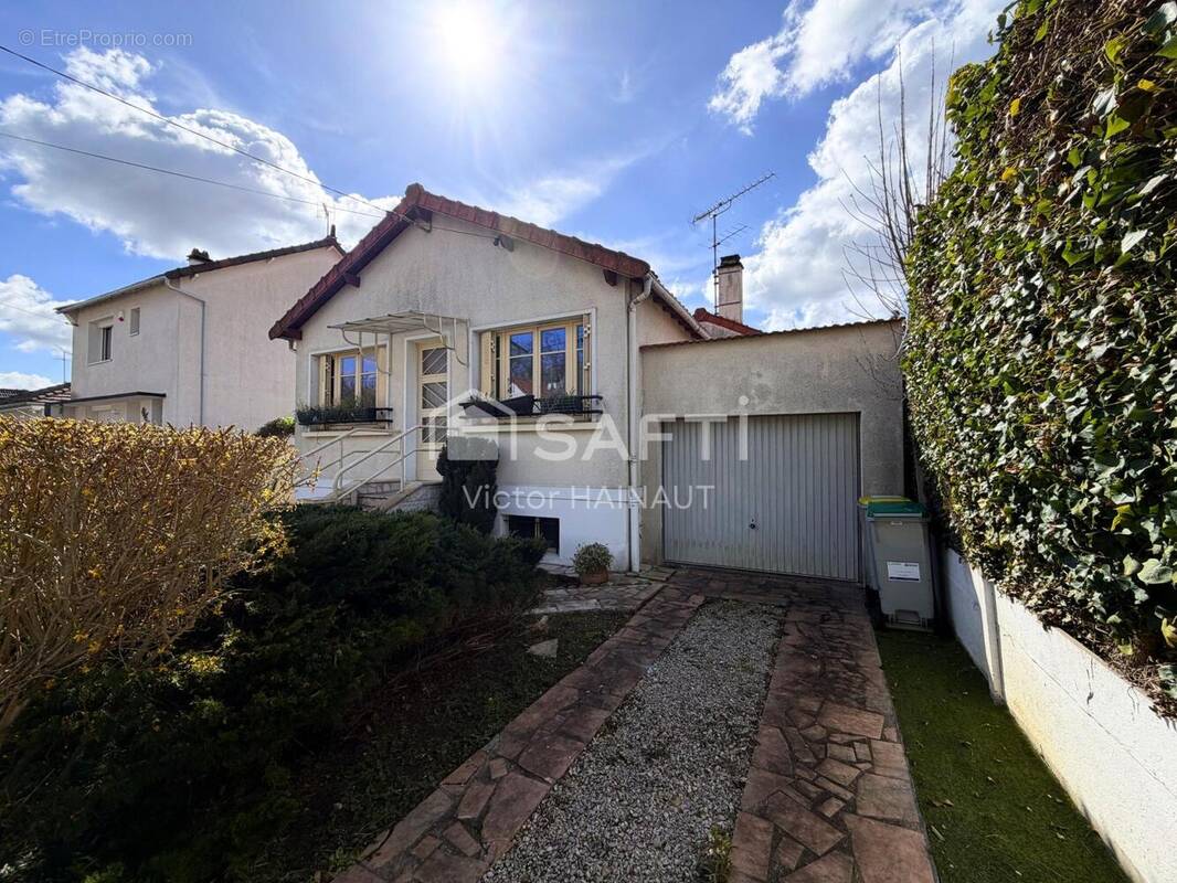 Photo 1 - Maison à VILLECRESNES