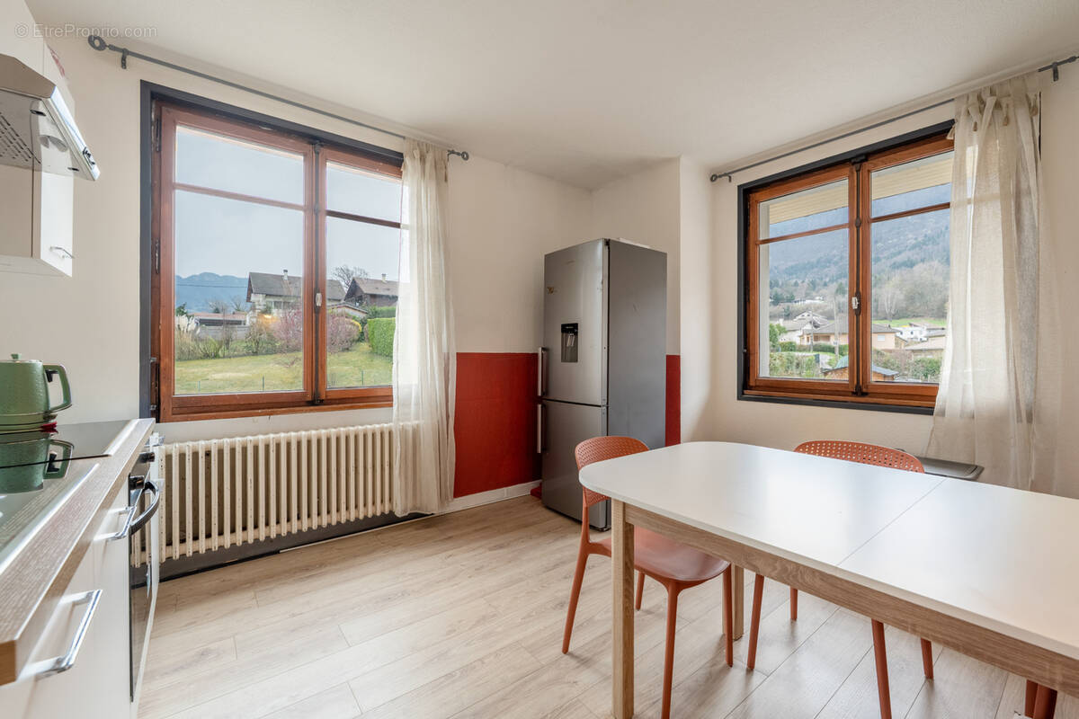 Appartement à SEVRIER
