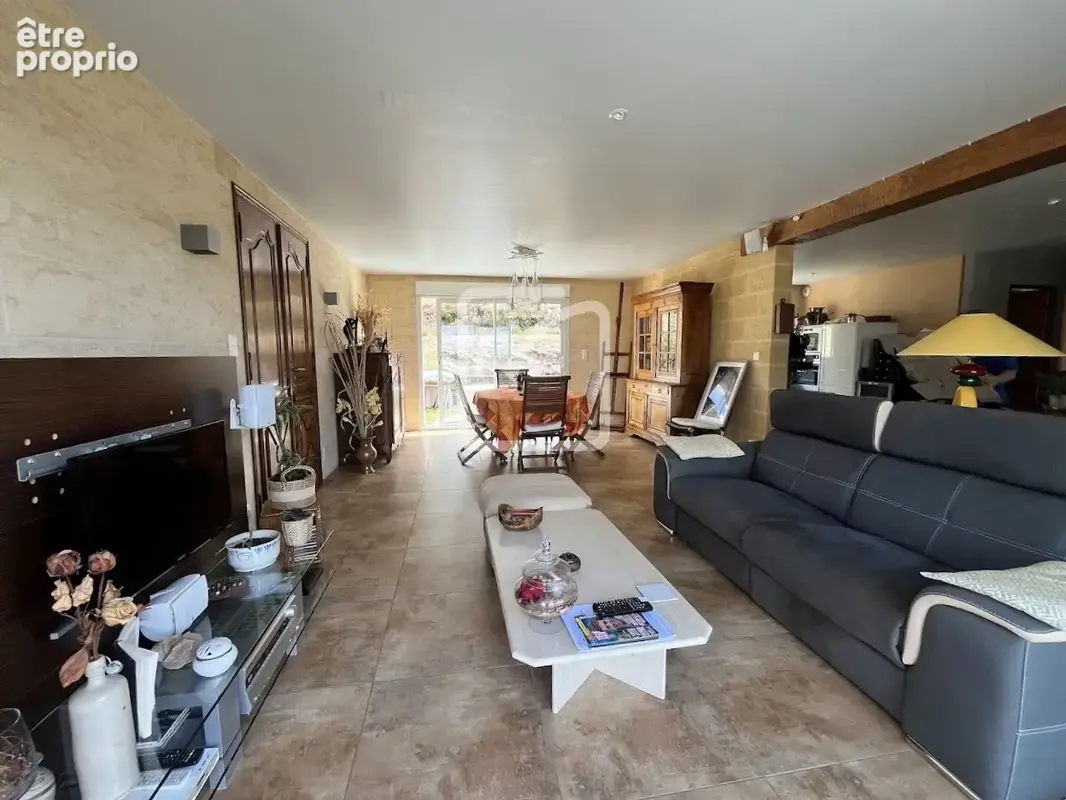 A 15mn du centre de  BRIVE - Maison 160m2- 4 chambres -  vie de plain pied - DPE B - photo 4