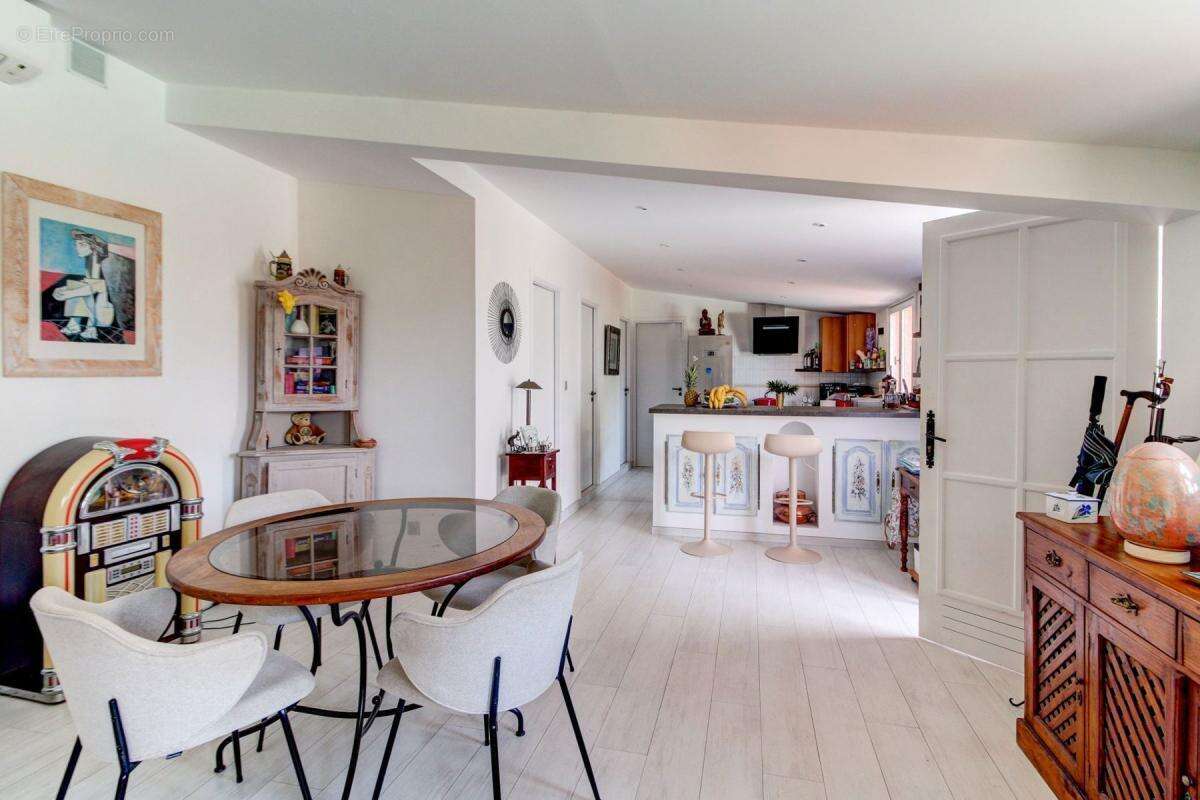 Maison à LA TURBIE