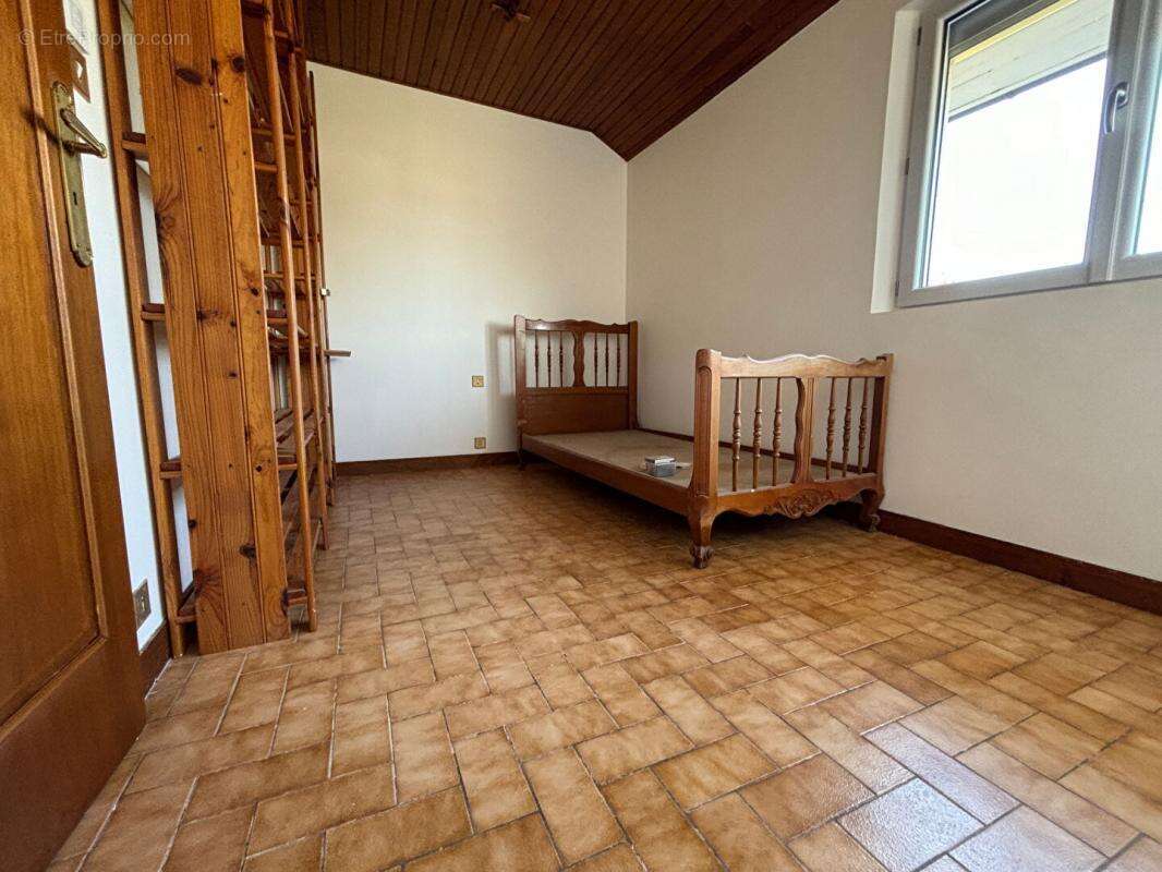 Maison à POILLY-LEZ-GIEN