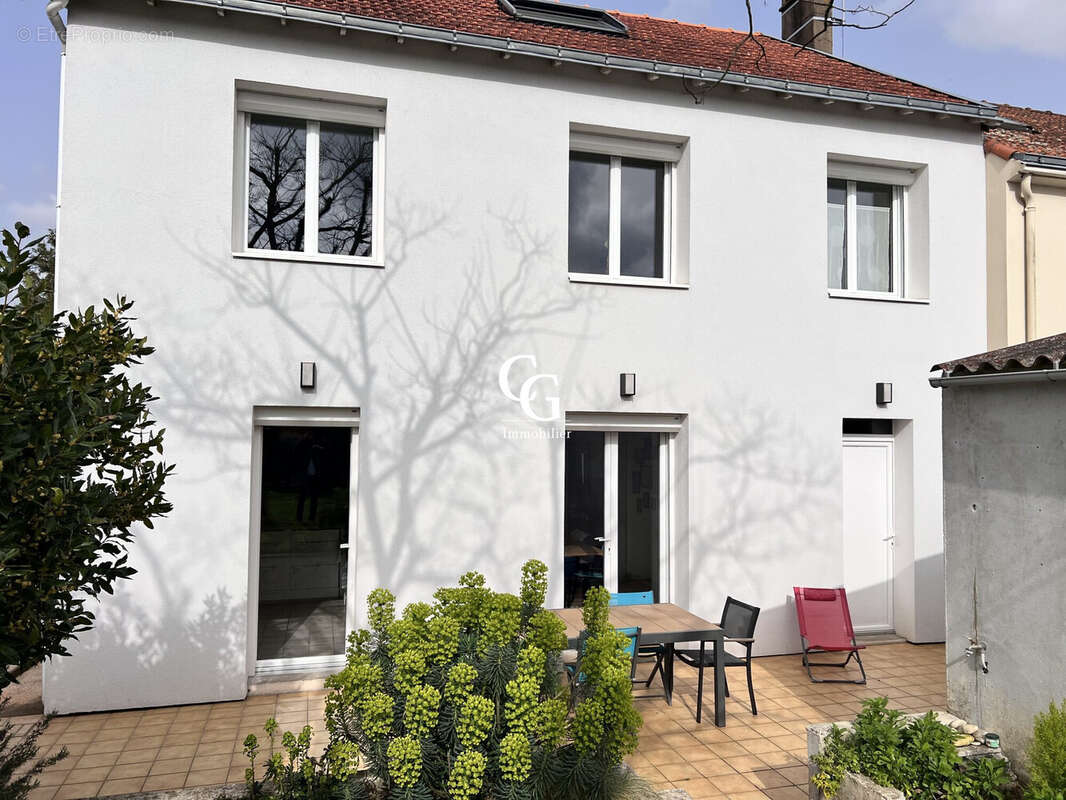 Maison à LA MONTAGNE