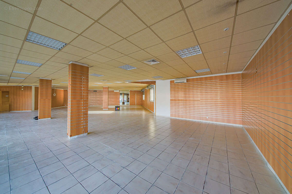 Bureaux San-nicolao 230 m2 - photo 2