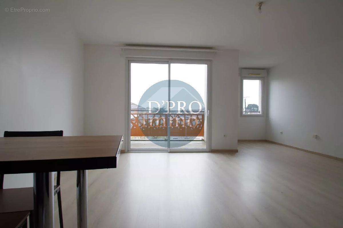 Appartement à SAINT-SEBASTIEN-SUR-LOIRE