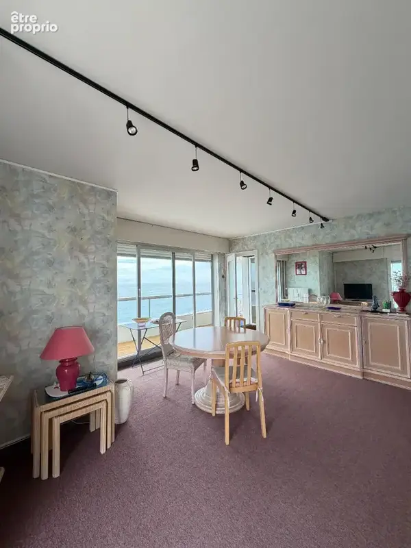 Appartement T3 face mer, 71m2 avec balcon, parking et cave - photo 3
