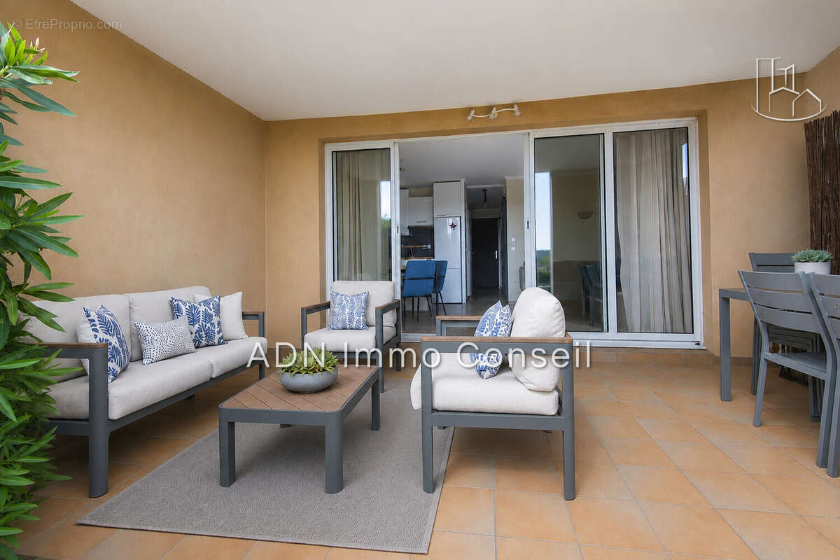 Appartement à MALLEMORT