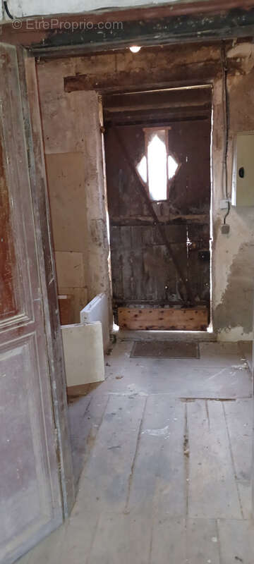 Maison à SAINT-LEOPARDIN-D&#039;AUGY