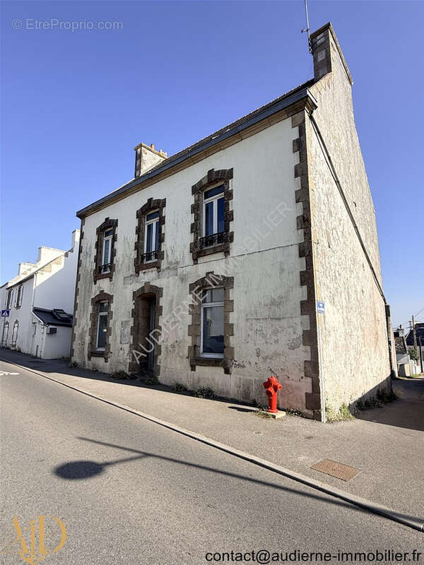 Maison à PLOUHINEC
