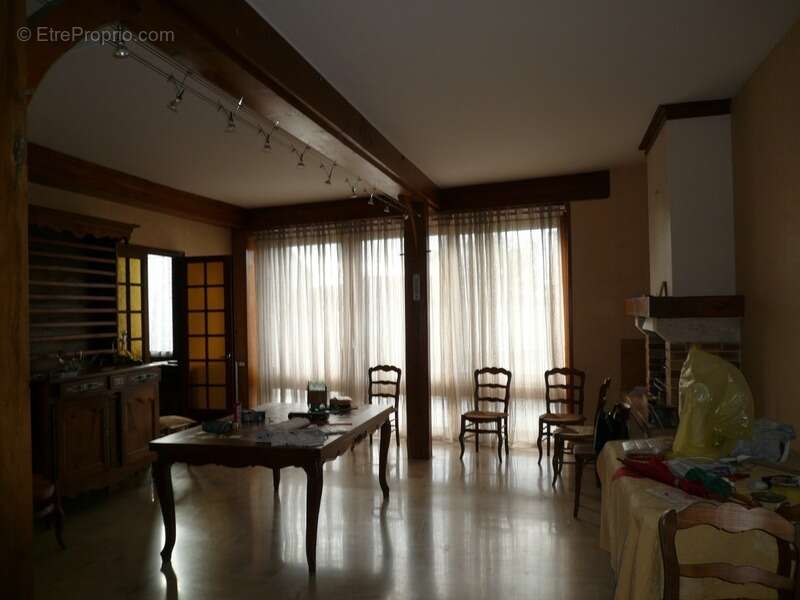 Maison à CHATEAUBERNARD