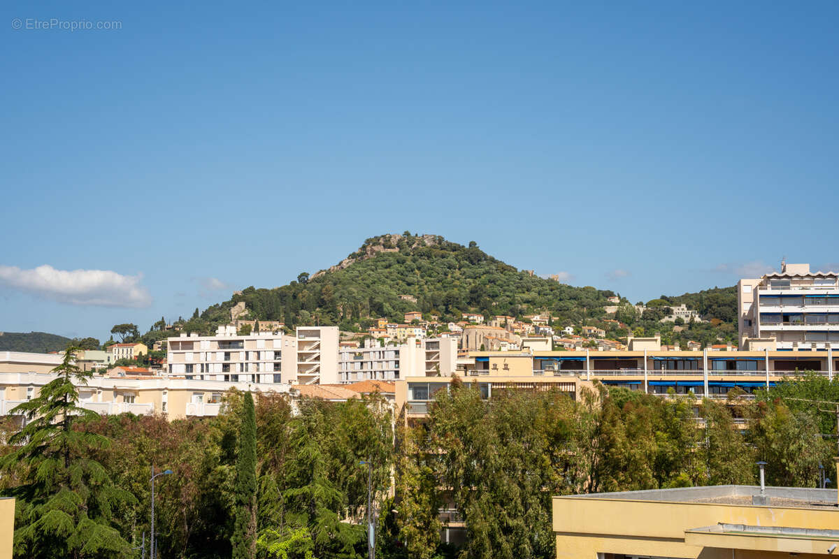 Appartement à HYERES