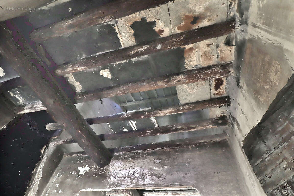 Maison à SAINT-GILLES