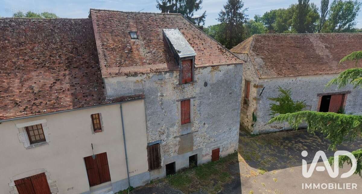 Appartement 350 m² à Gallardon  - photo 2