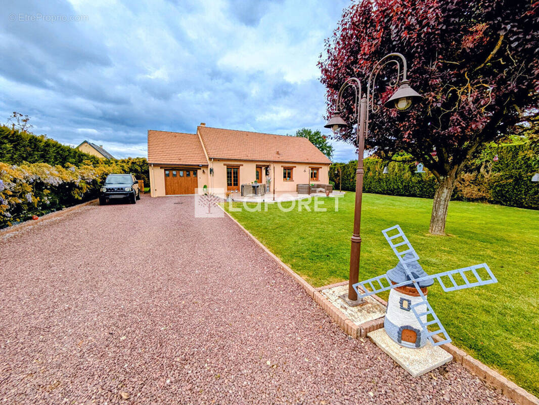 Maison à EMALLEVILLE