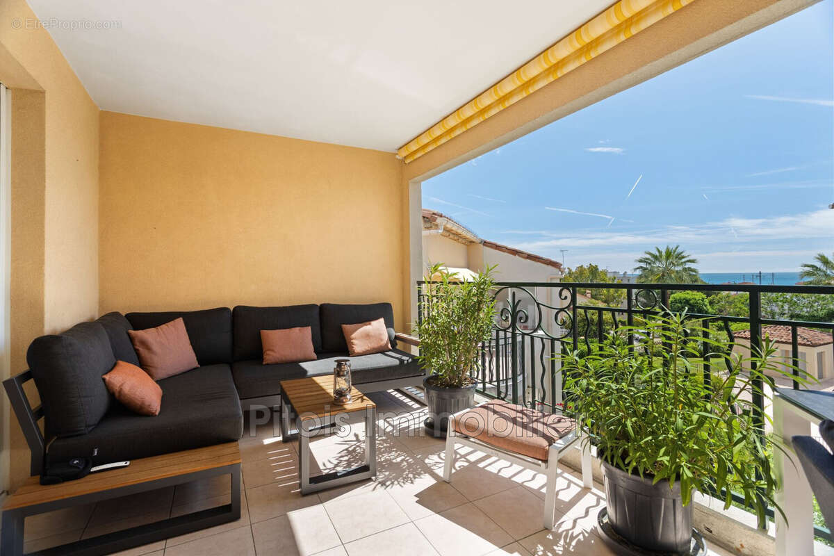 Appartement 67 m² à Antibes  - photo 2