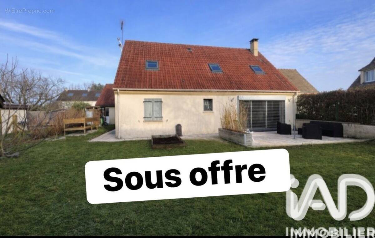 Photo 1 - Maison à CRISENOY