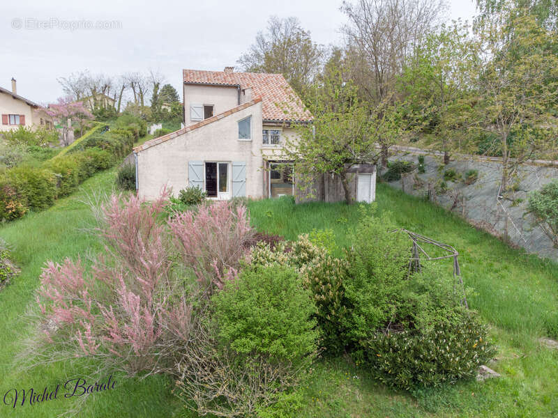 Dpt Rhône (69), à vendre CHAPONNAY maison P6 de 160 m² - Terrain de 1 450,00 m² - photo 32