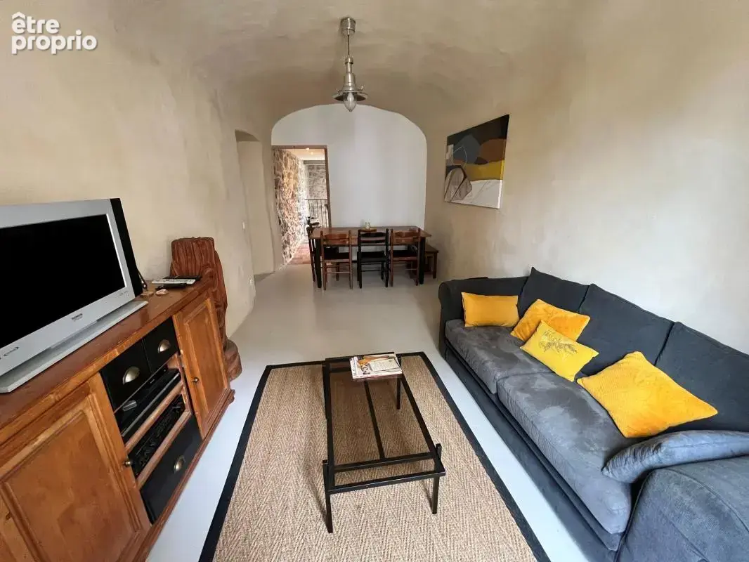 Maison avec garage et jardin - photo 12